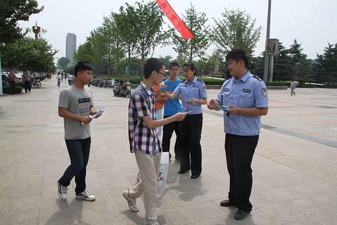 潍坊：全民齐行动 反邪教倡新风