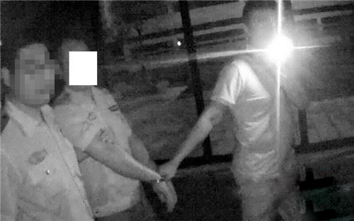 “瘾君子”混入保安队 值夜班被警察带走