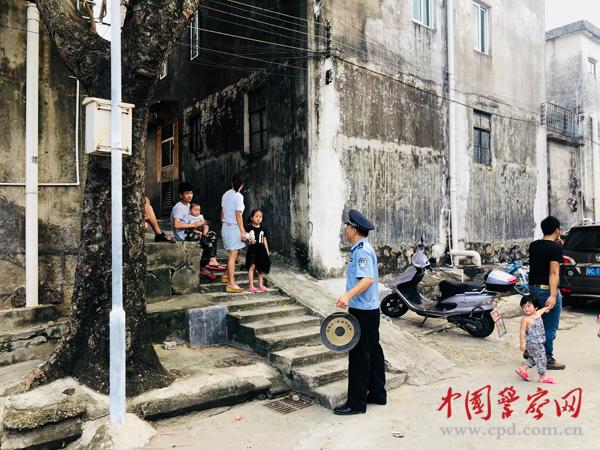 台风“山竹”来势汹汹广东广西警方严阵以待