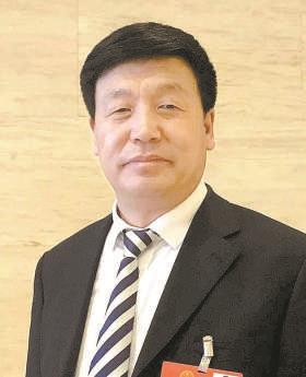 郭建仁代表:"三个到位"力促"扫黑除恶"向纵深推进