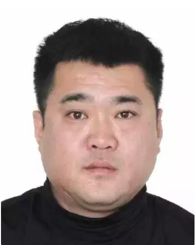 吉林警方公开悬赏8名涉黑涉恶在逃人员，见到他们请立刻报警！