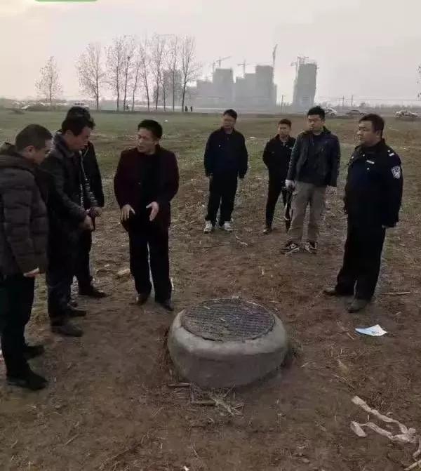 情杀?仇杀?还是为财?井口内现男尸,尸体高度腐败,真相是……