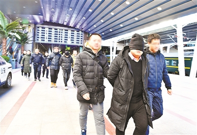 北京警方“回天利剑”行动 拘留千余嫌疑人