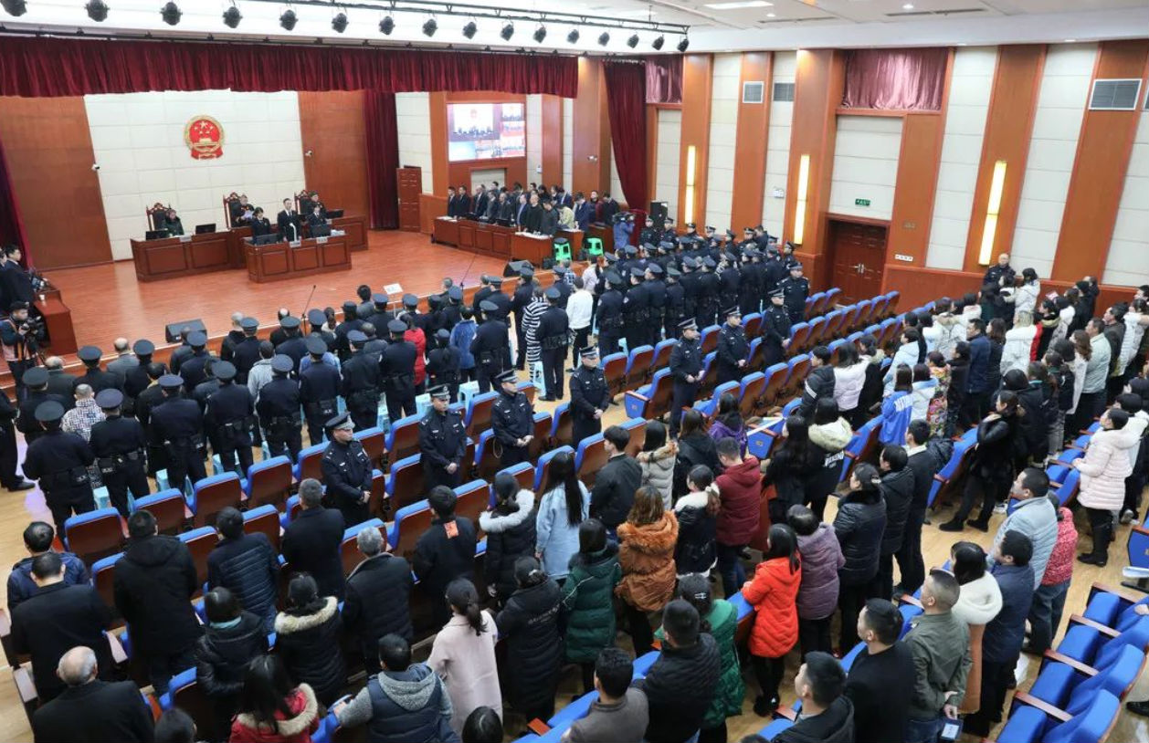 庭审四天!斩断货车买卖中的“黑色链条”