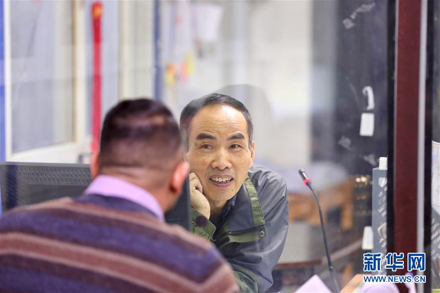签证厅里的中国年——走进中国驻伊拉克大使馆领事部