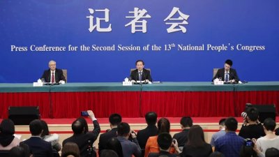 ����������٣��������������������С�