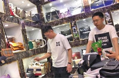 假代购调查:高仿GUCCI包变身微商“海淘正品”