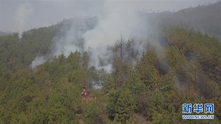 记者手记：向火山行——四川冕宁森林大火现场直击