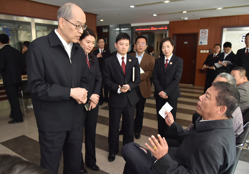 最高检检察长张军赴基层院进行“堵门式”调研
