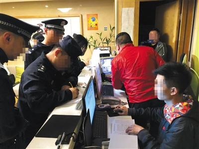 近200名警力突查贵阳涉黄"网红楼" 4人被控制
