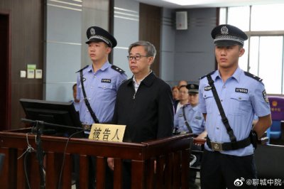 ����ԭ���г��̻����ܻ߰�:������Ȩ�������ƹ���