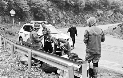 7��¿����Υ�洩Խ���������� 1������