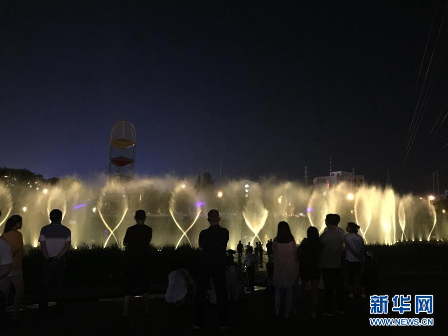网曝“贫困县近4000万元建水幕电影”事件疑点追踪