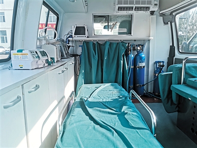 哈尔滨“黑救护车”调查:打手、假护士盘踞医院附近