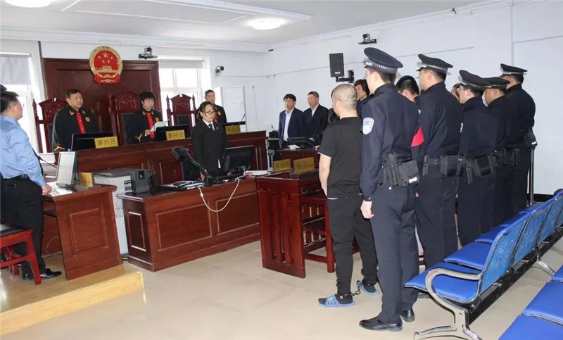 “天成義会”五成员获刑 看这个嚣张兄弟会如何覆灭!