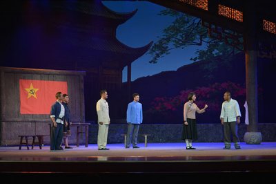 ���ͺ�ɫ���ƾ硶ʡί�������������÷�������Ժ����