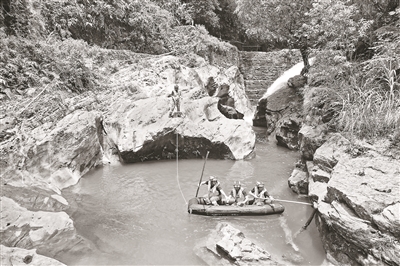 突发山洪后 湖北多部门网红打卡地“把门”