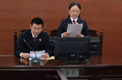 商厦财务总监收受贿赂勾结他人盗取2亿元储值卡获刑