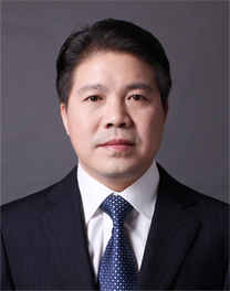 中国律师覃锦茂