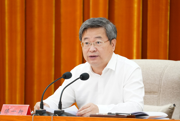 加强督办推动促进扫黑除恶专项斗争协调发展