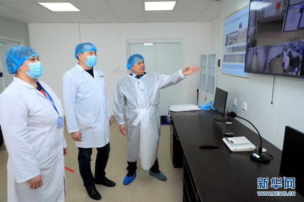 中哈农业科学联合实验室获颁哈萨克斯坦政府认可证书