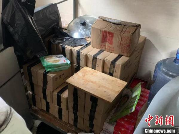 北京警方查获非法经营＂笑气＂1.5万余支
